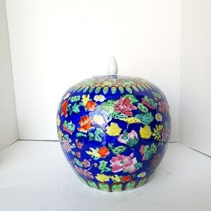 Vintage Chinese Oriental Porcelin Ginger Jar Urn Multi-color